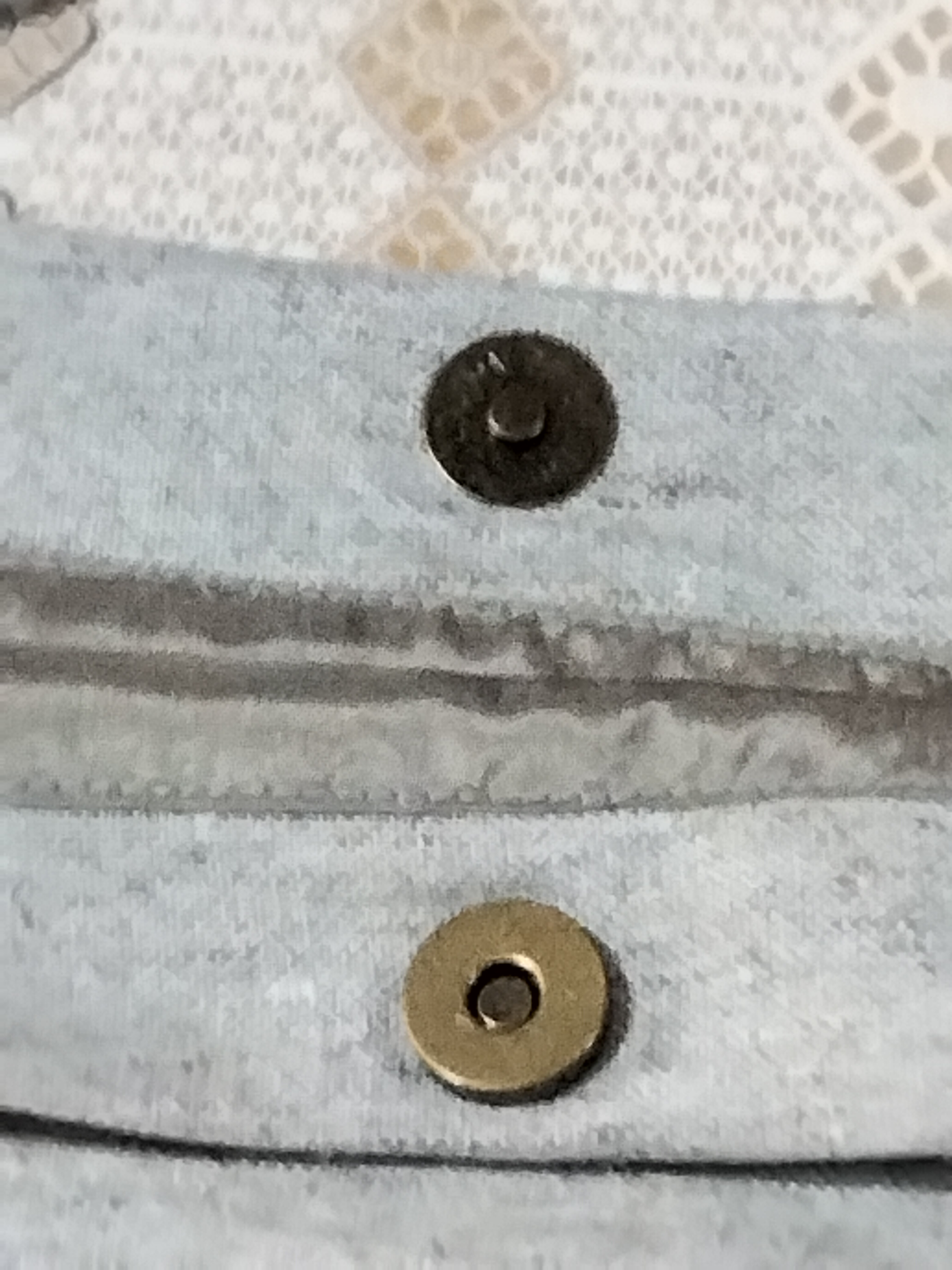 Magnetic closure