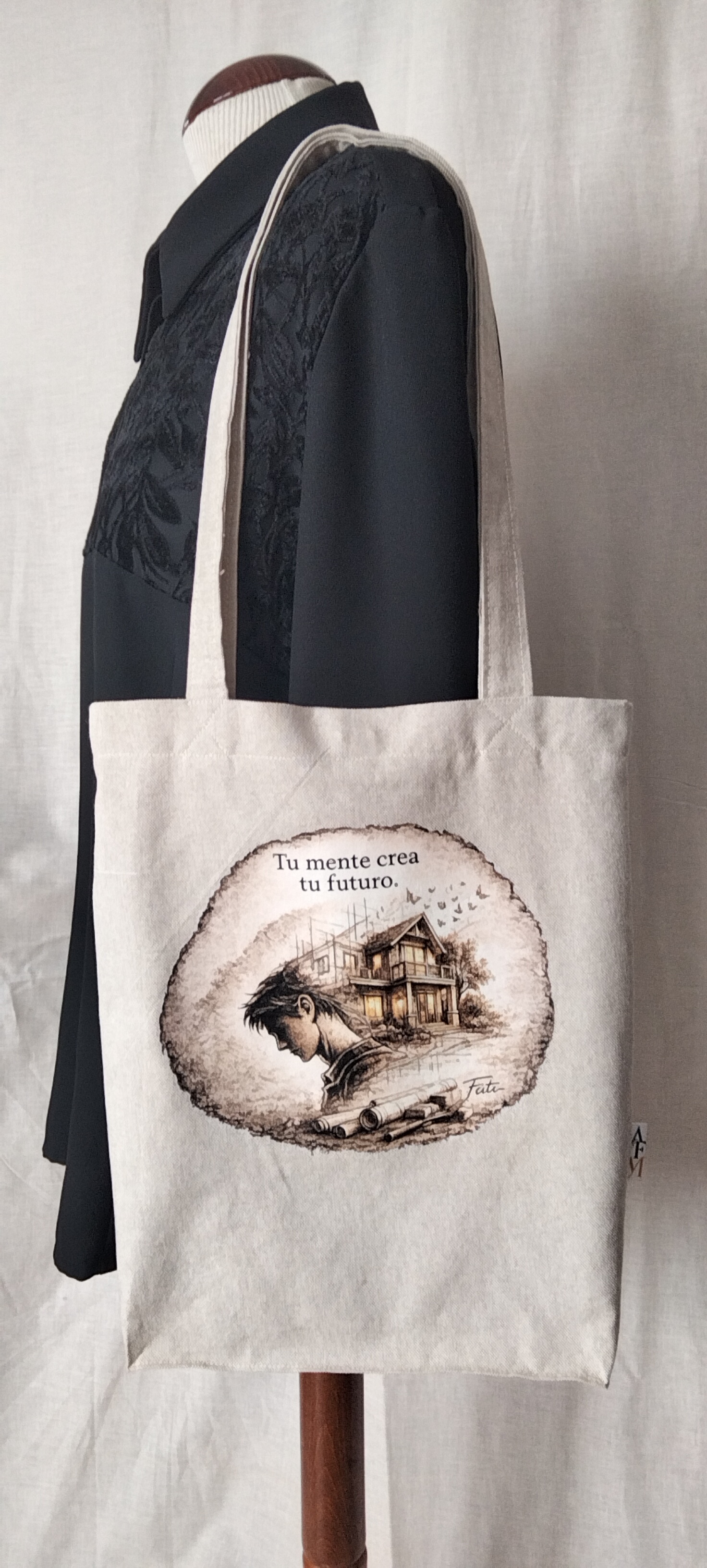 Custom size tote